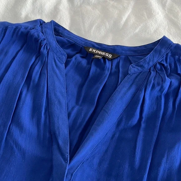Express Blouse - Picture 2 of 3